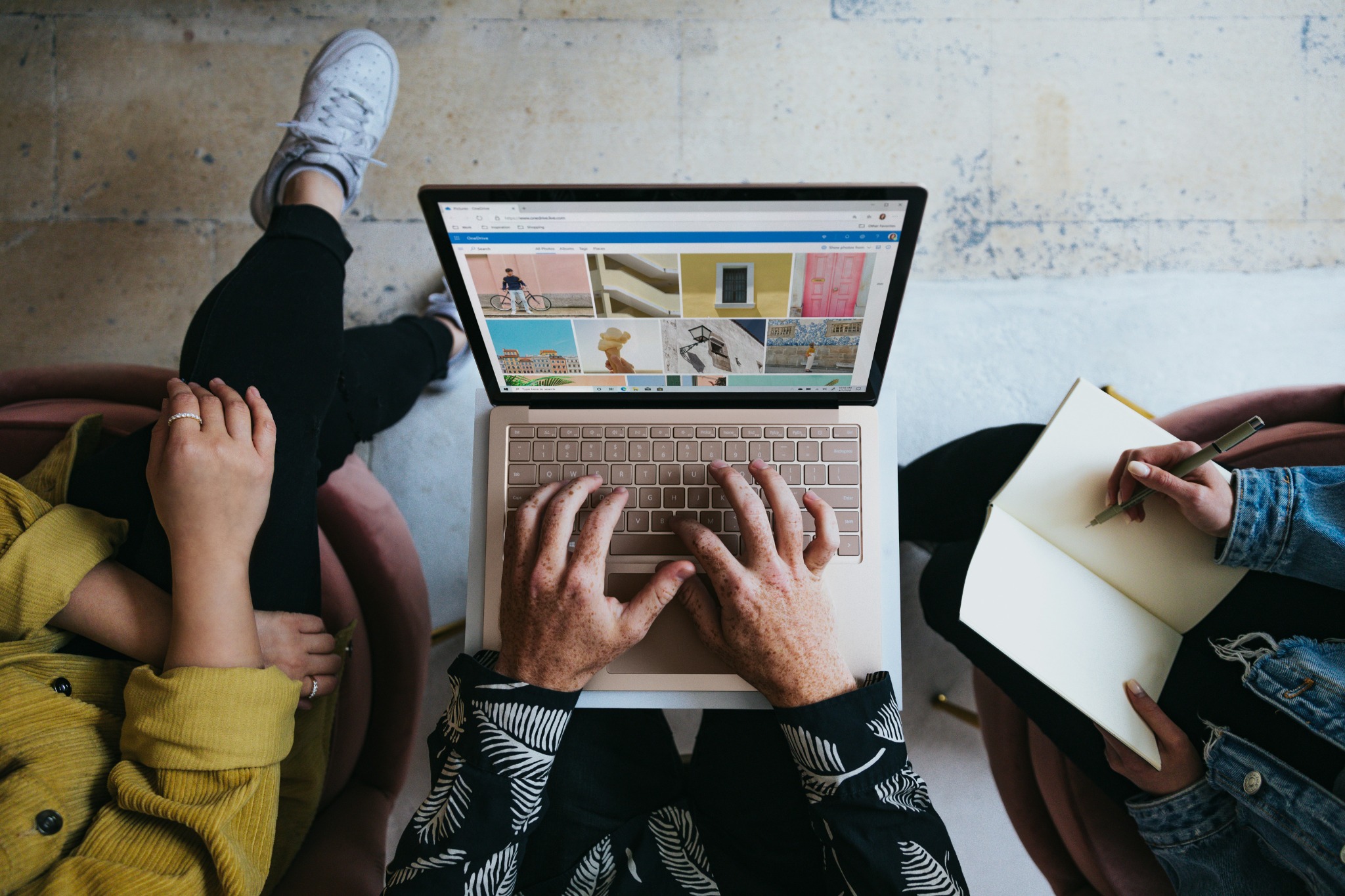 Digital marketing laptop